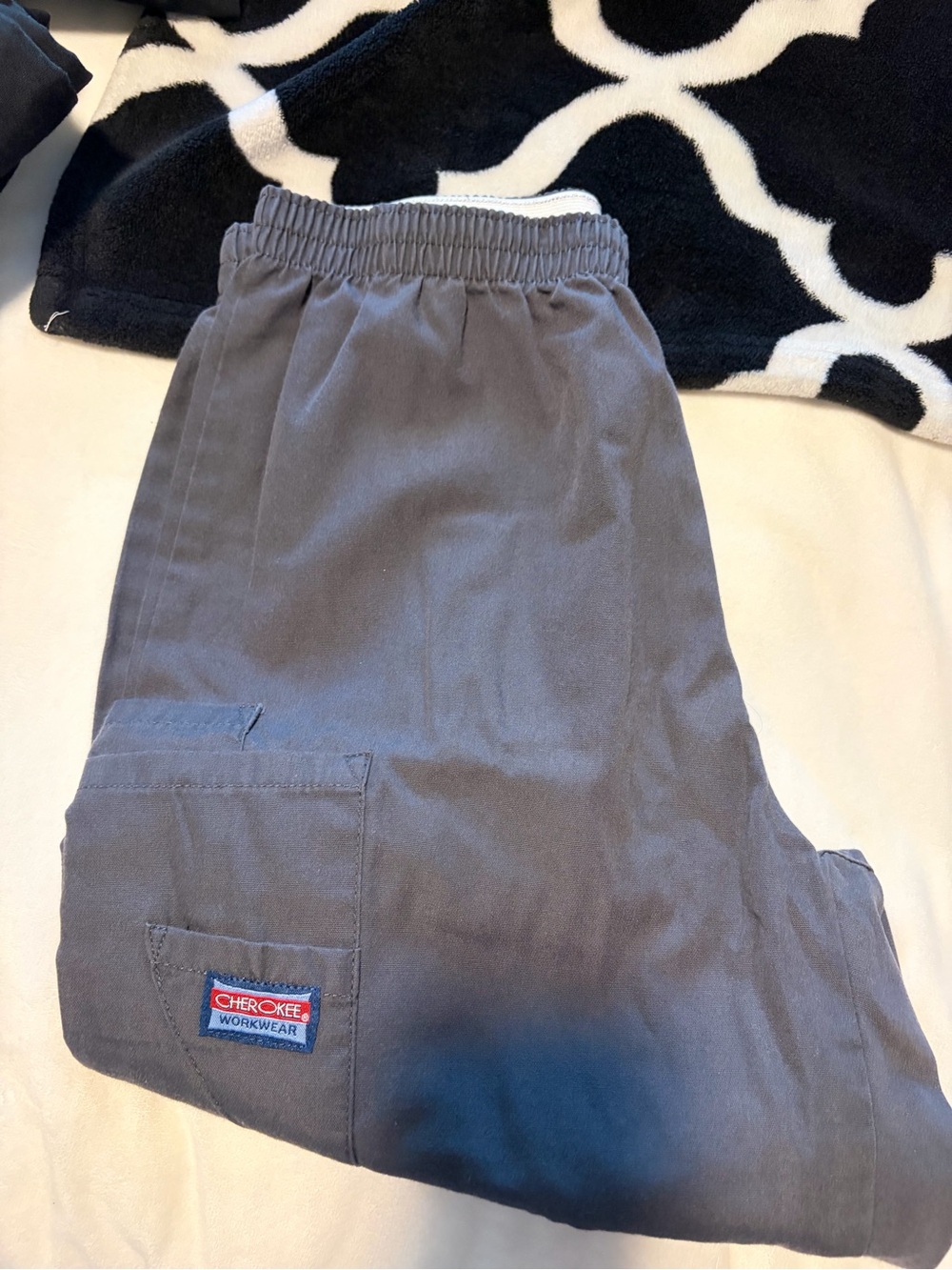Cherokee Workwear Women's Gray Cargo Pants